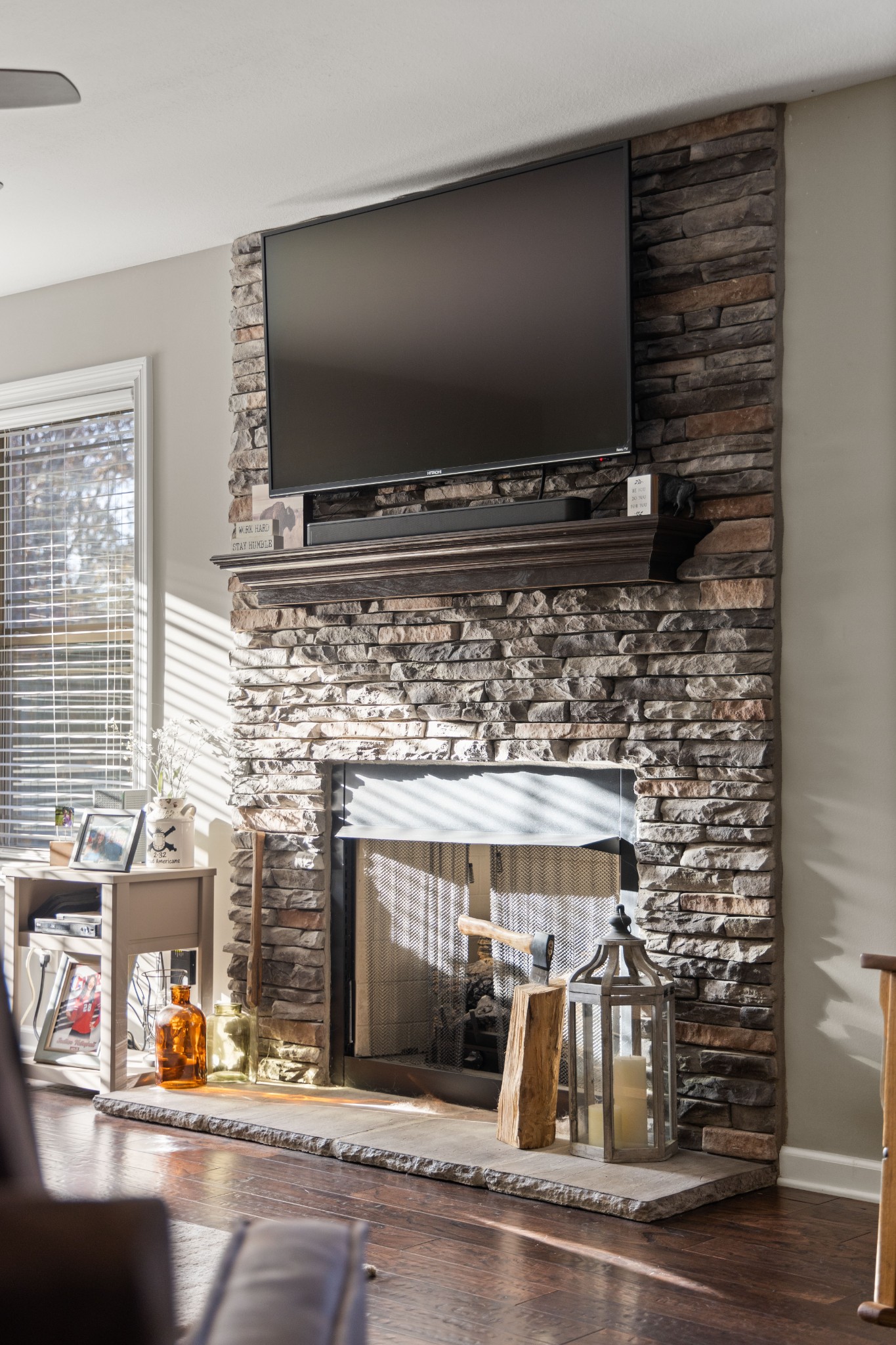 671 Salem Ridge Road Clarksville, TN 37040 - Photo 40 of 44 a living room with fireplace furniture and a flat screen tv