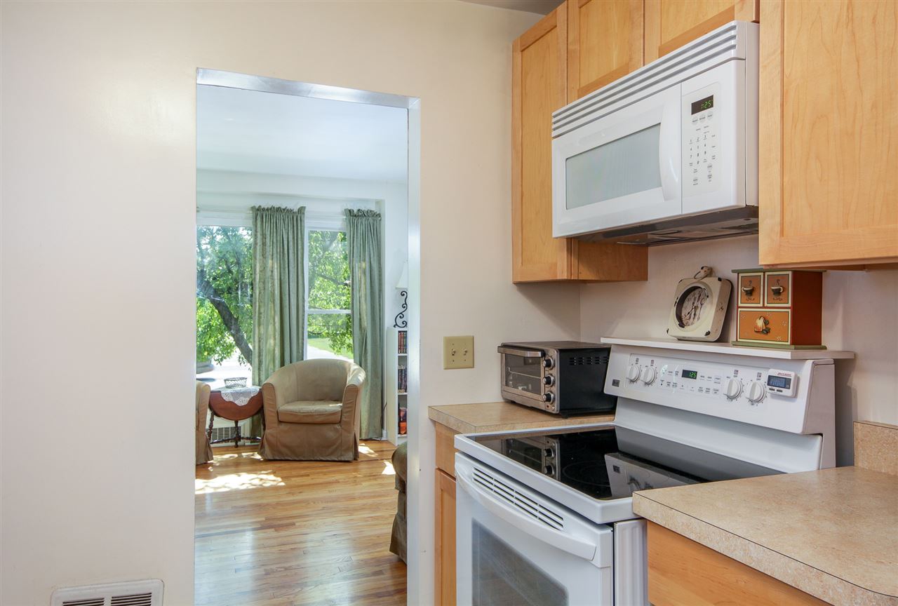 1438 Williston Road South Burlington, VT 05403 - Photo 8 of 25 Gallery Image 8
