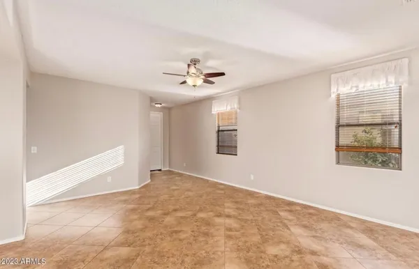 $2,200 | 2530 West Lewis And Clark Trail, Phoenix, AZ 85086