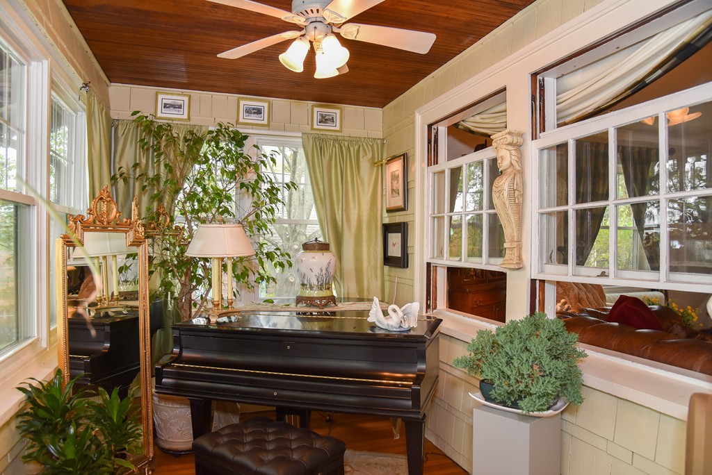 9 Upland Road Melrose, MA 02176 - Photo 13 of 30 Gallery Image 13