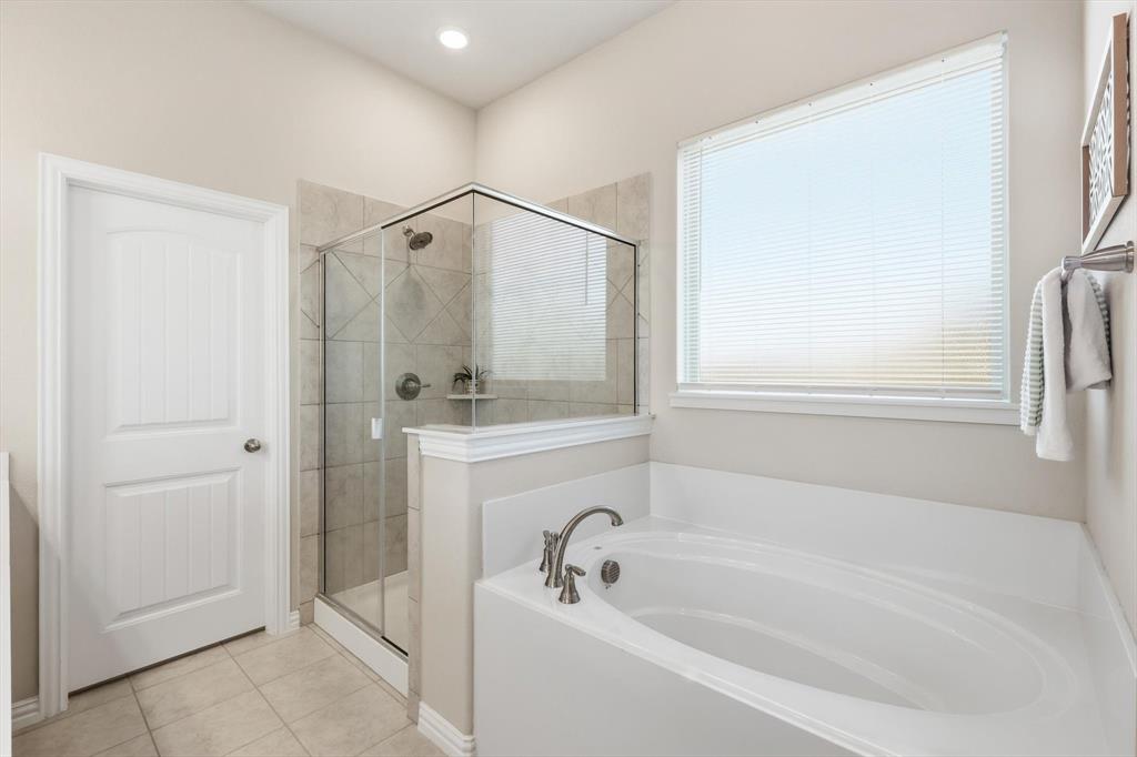 139 Steppes Court Decatur, TX 76234 - Photo 33 of 40