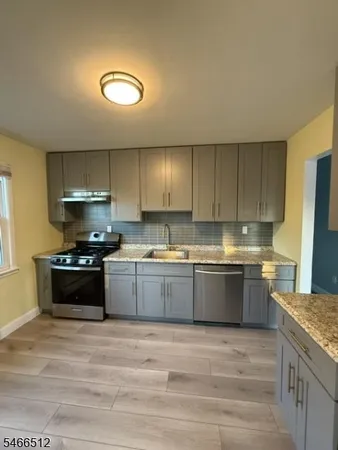 $2,600 | 20 Eulner Street, Sayreville, NJ 08879