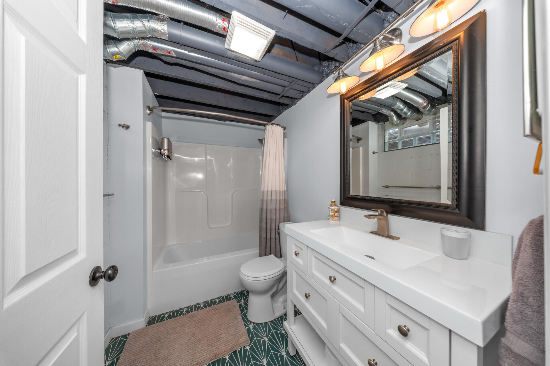 6780 Carpenter Road Ypsilanti, MI 48197 - Photo 52 of 83 071_85