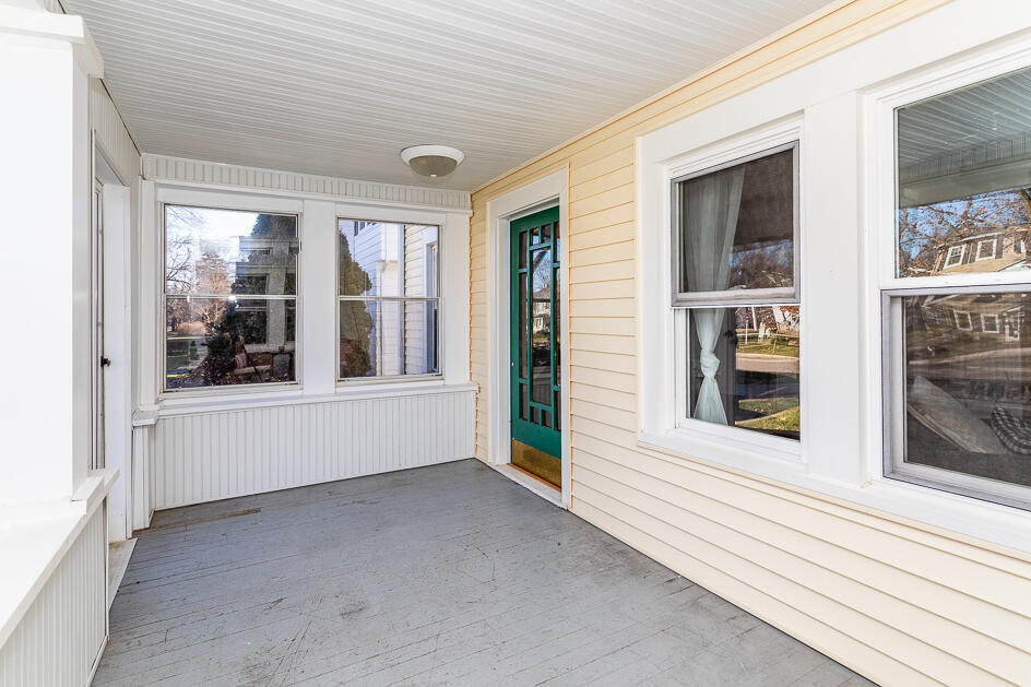 757 Crescent Road Jackson, MI 49203 - Photo 10 of 40 5R9A0052