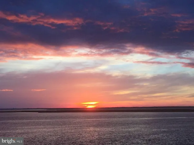 $2,200,000 | 14 East 16th Street, Barnegat Light, NJ 08006