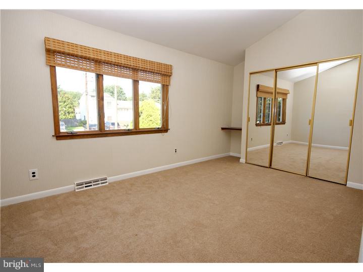 17 Wexford Road Gibbsboro, NJ 08026 - Photo 20 of 24 Bedroom 2