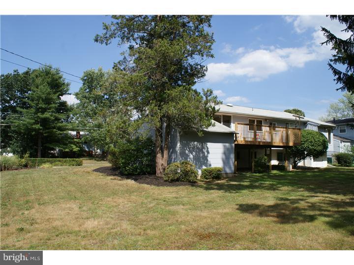 17 Wexford Road Gibbsboro, NJ 08026 - Photo 5 of 24 Exterior Back
