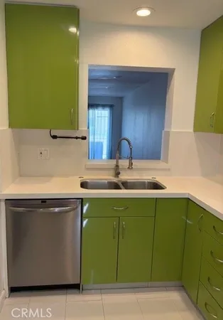 $3,100 | 5749 East Creekside Avenue, Unit 7, Orange, CA 92869