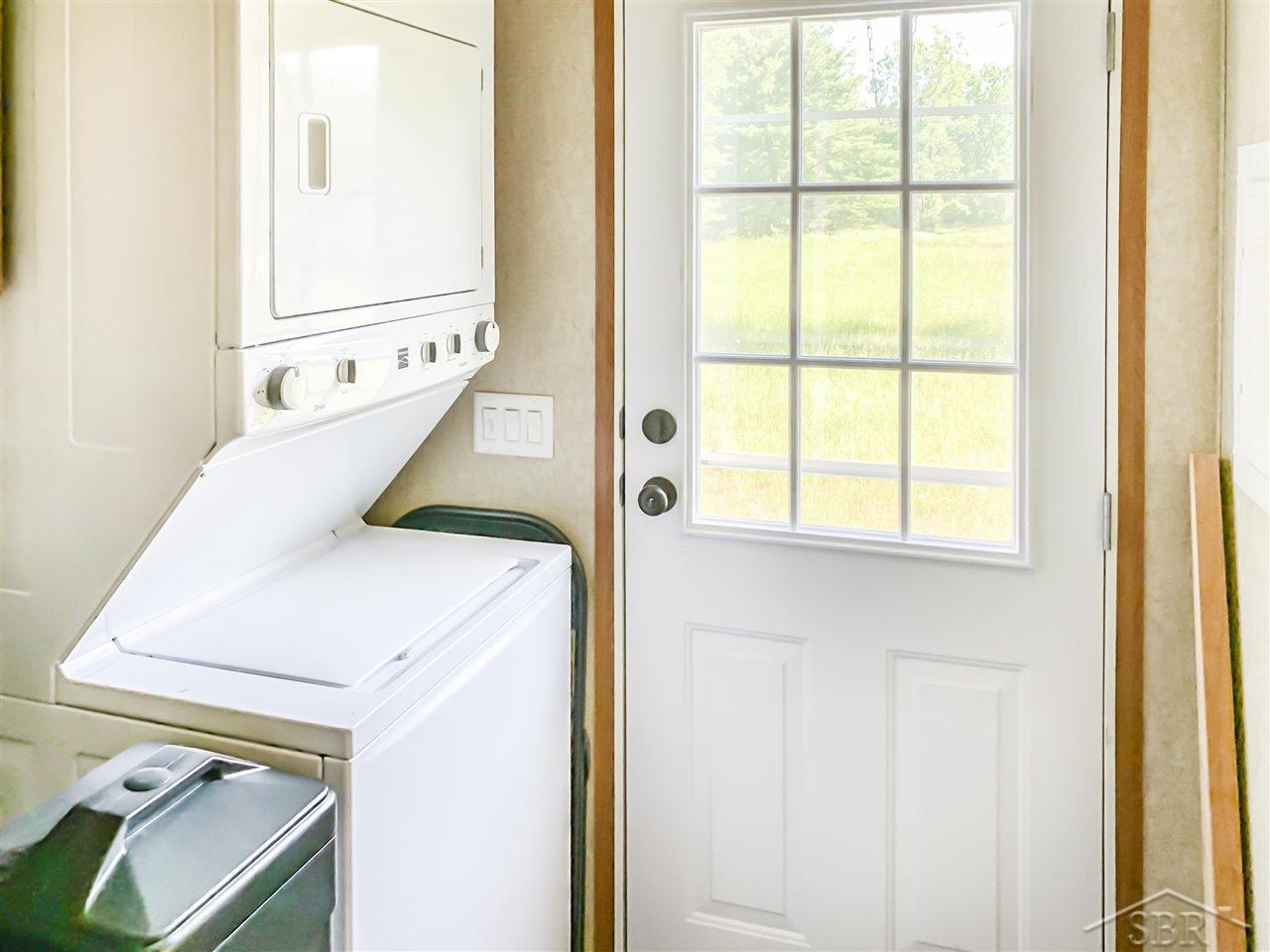 5139 West Weinert Road Coleman, MI 48618 - Photo 11 of 13 Laundry Room