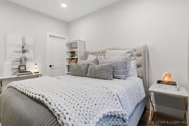 $1,250,000 | 480 Ridge Circle, Sunrise Beach, MO 65079