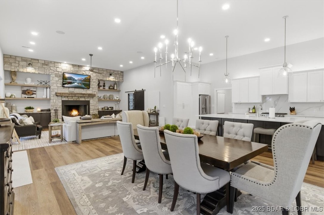 480 Ridge Circle Sunrise Beach, MO 65079 - Photo 3 of 75 Living Area