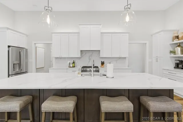 $1,250,000 | 480 Ridge Circle, Sunrise Beach, MO 65079