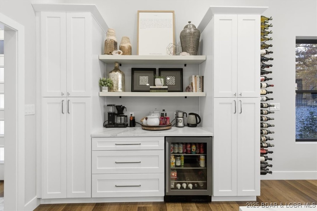 480 Ridge Circle Sunrise Beach, MO 65079 - Photo 41 of 75 Coffee Bar