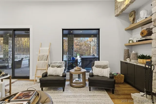 $1,250,000 | 480 Ridge Circle, Sunrise Beach, MO 65079