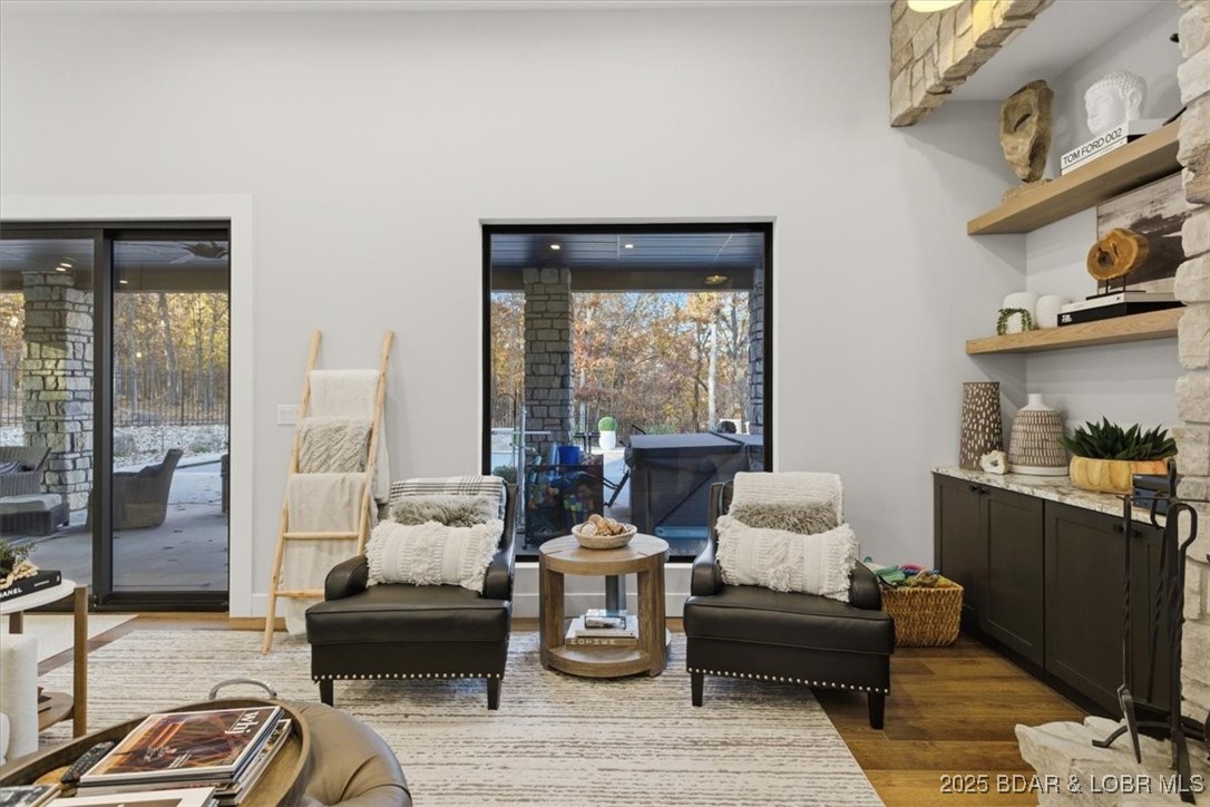 480 Ridge Circle Sunrise Beach, MO 65079 - Photo 44 of 75 Sitting Area