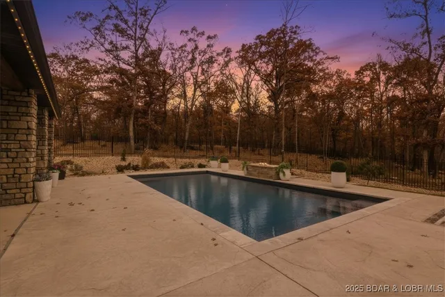 $1,250,000 | 480 Ridge Circle, Sunrise Beach, MO 65079