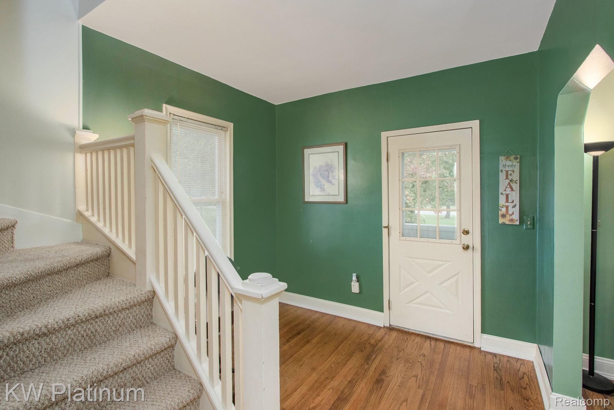 9585 Division Road Casco, MI 48064 - Photo 5 of 30 0N2A7920.jpg