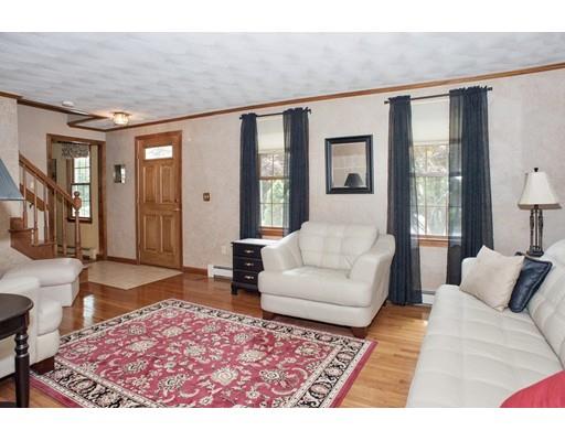 6 Patrick Road Hopedale, MA 01747 - Photo 4 of 30 Gallery Image 4