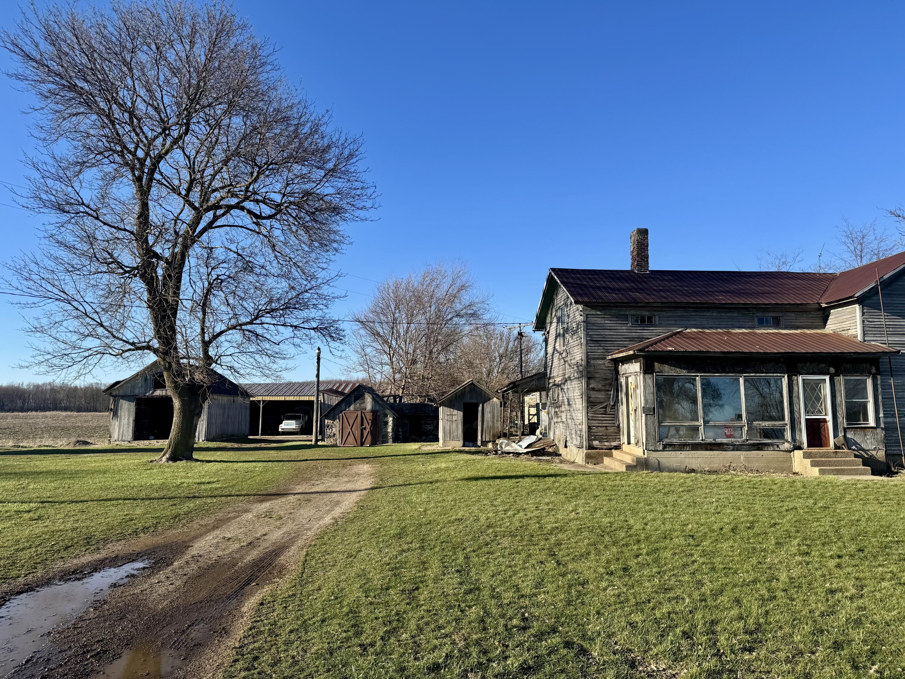 102 West Central Road Coldwater, MI 49036 - Photo 37 of 73 IMG_6885