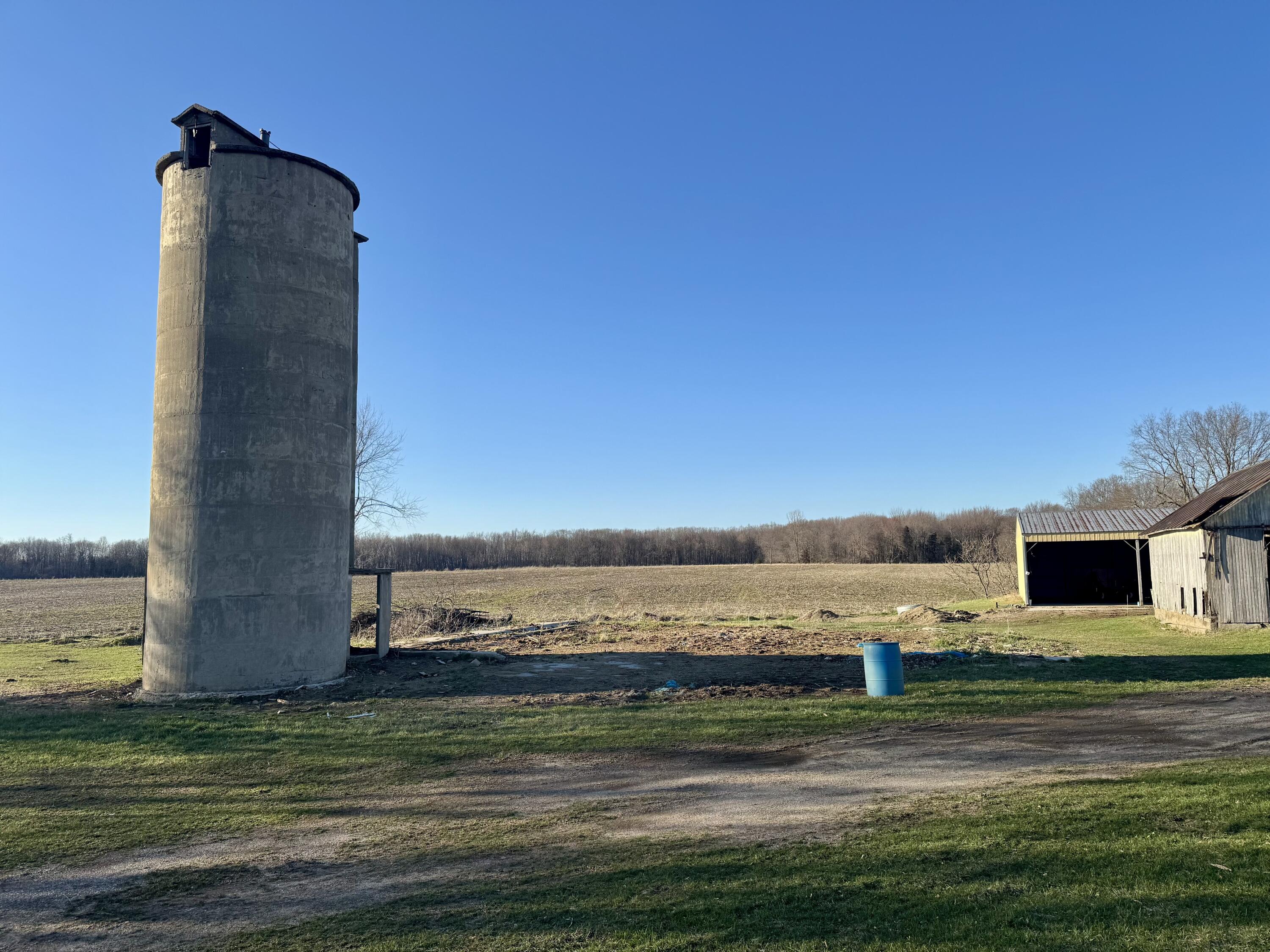 102 West Central Road Coldwater, MI 49036 - Photo 40 of 73 IMG_6882