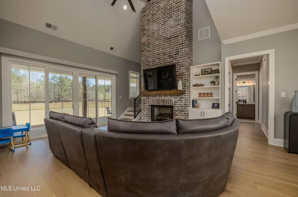 $694,900 | 5042 Sophia Lane, Hernando, MS 38632