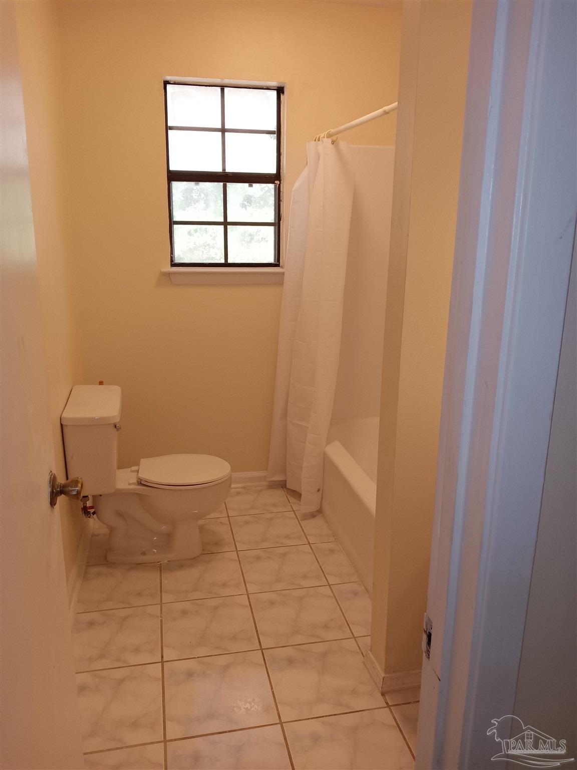 5720 Meadow Road Milton, FL 32583 - Photo 12 of 17