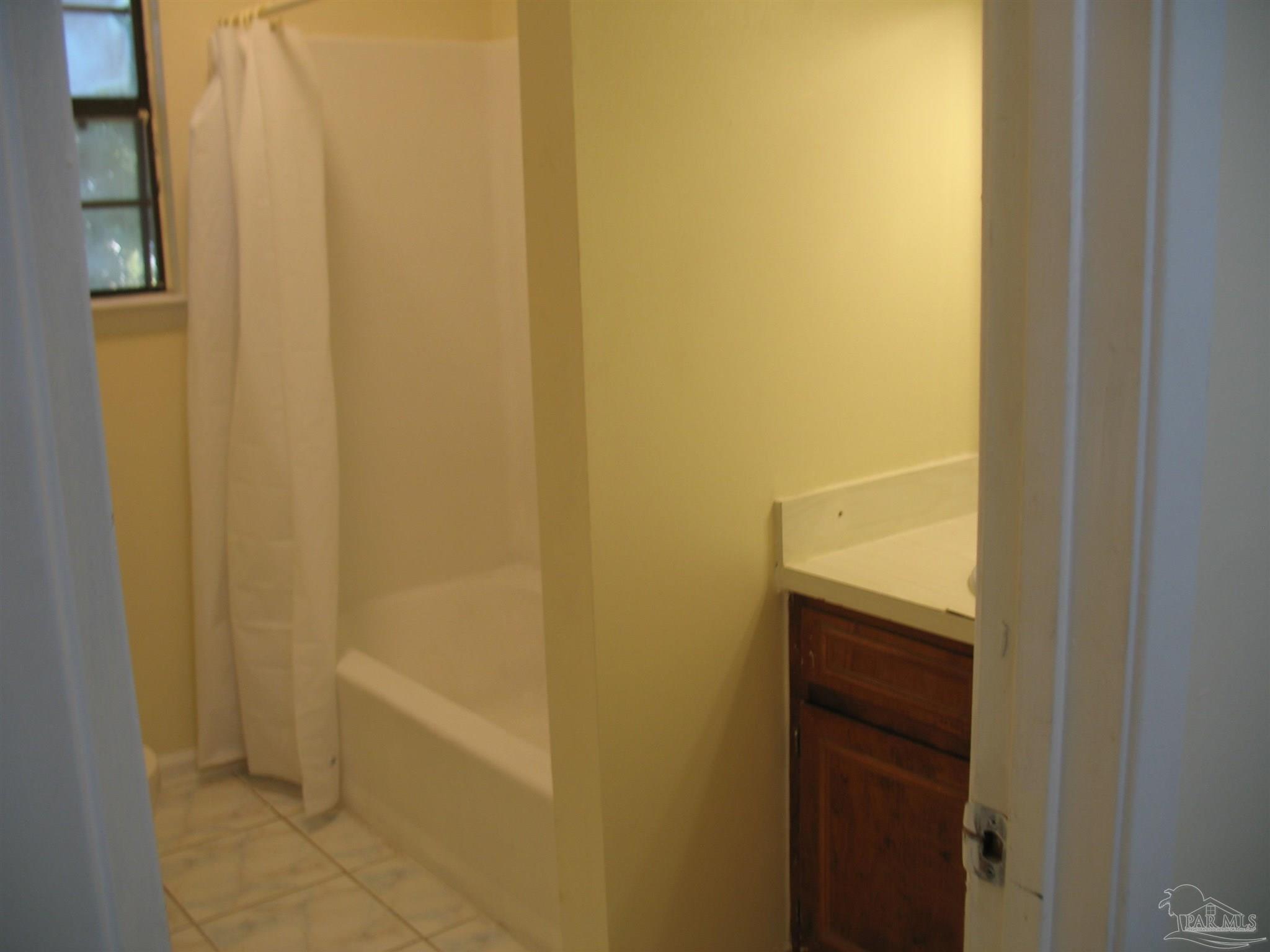 5720 Meadow Road Milton, FL 32583 - Photo 13 of 17