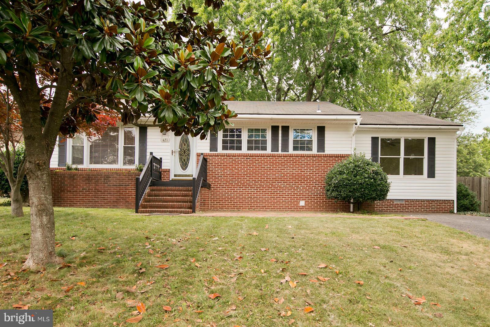 421 Beechcroft Road Winchester, VA 22601 - Photo 1 of 52 Gallery Image 1