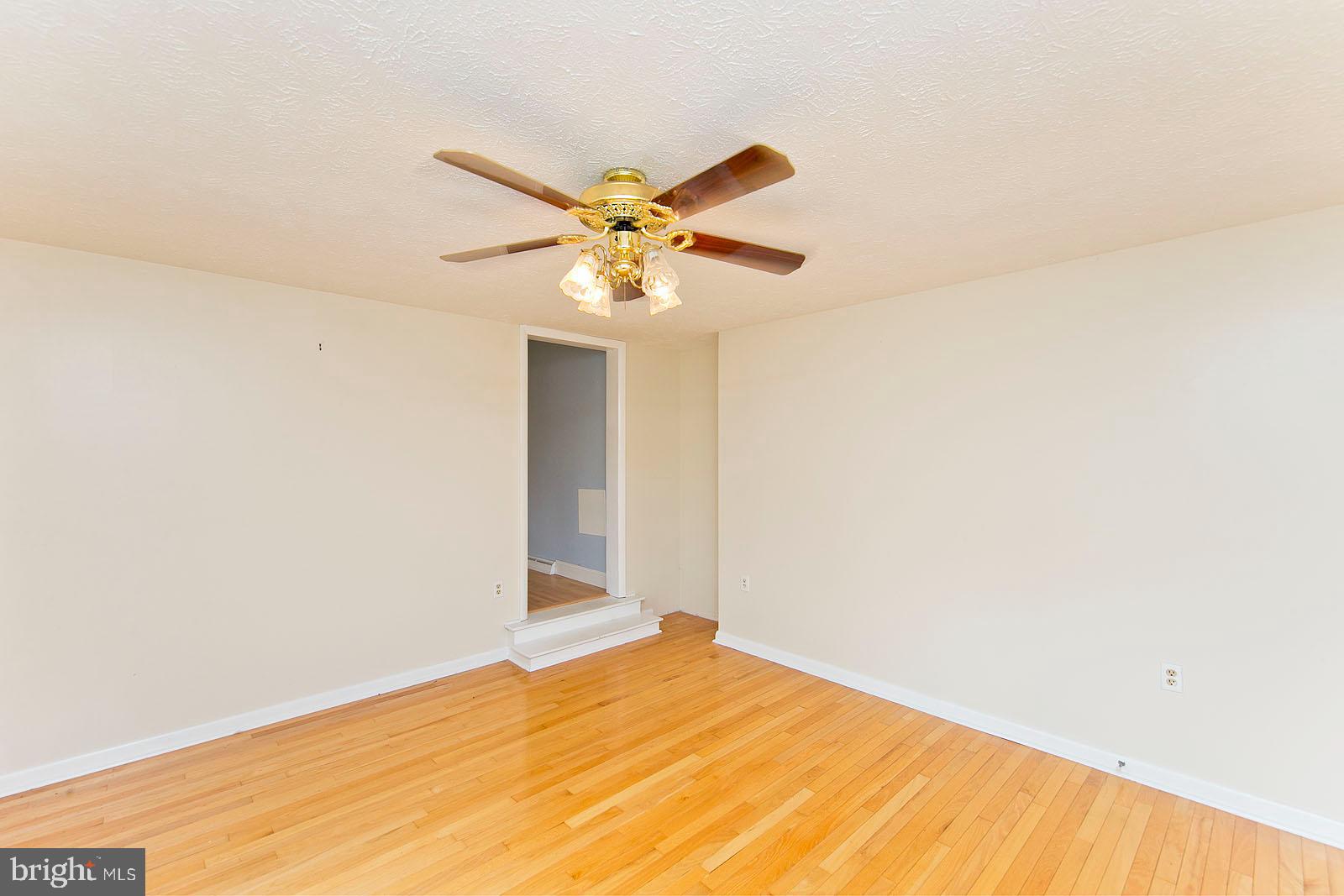 421 Beechcroft Road Winchester, VA 22601 - Photo 14 of 52 Gallery Image 14