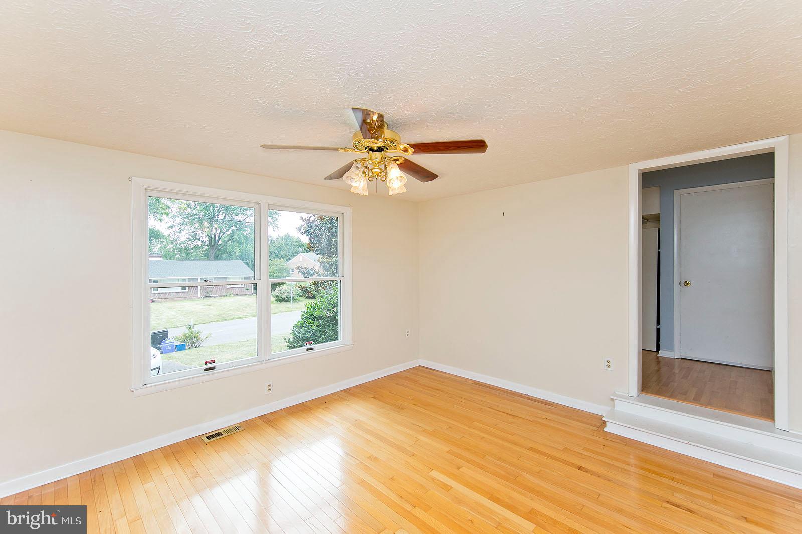 421 Beechcroft Road Winchester, VA 22601 - Photo 15 of 52 Gallery Image 15