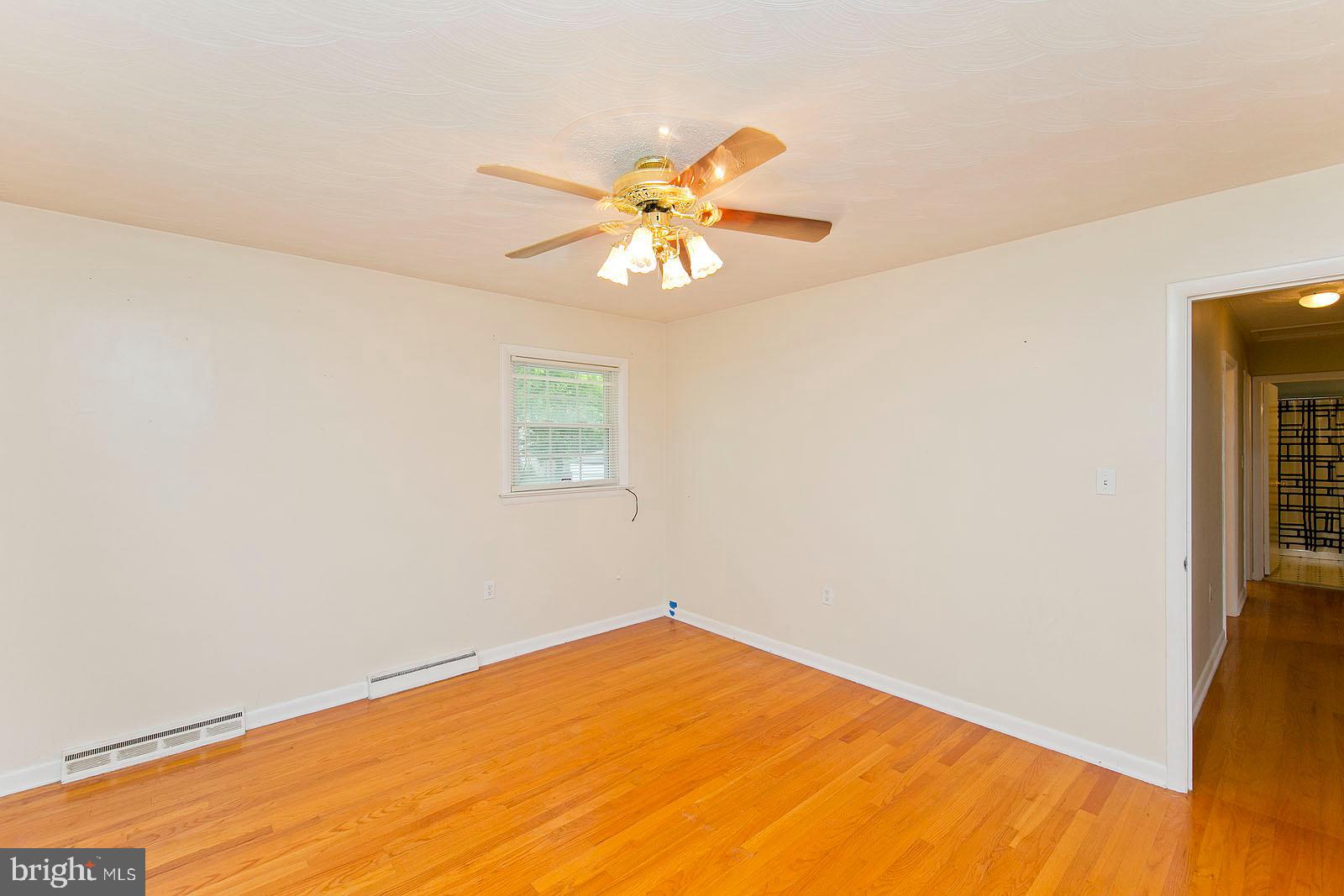 421 Beechcroft Road Winchester, VA 22601 - Photo 19 of 52 Gallery Image 19