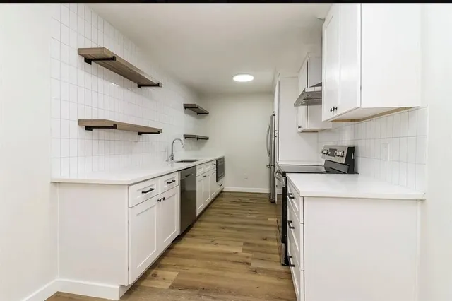 $1,499 | 425 North Rosemont Avenue, Unit 115, Dallas, TX 75208