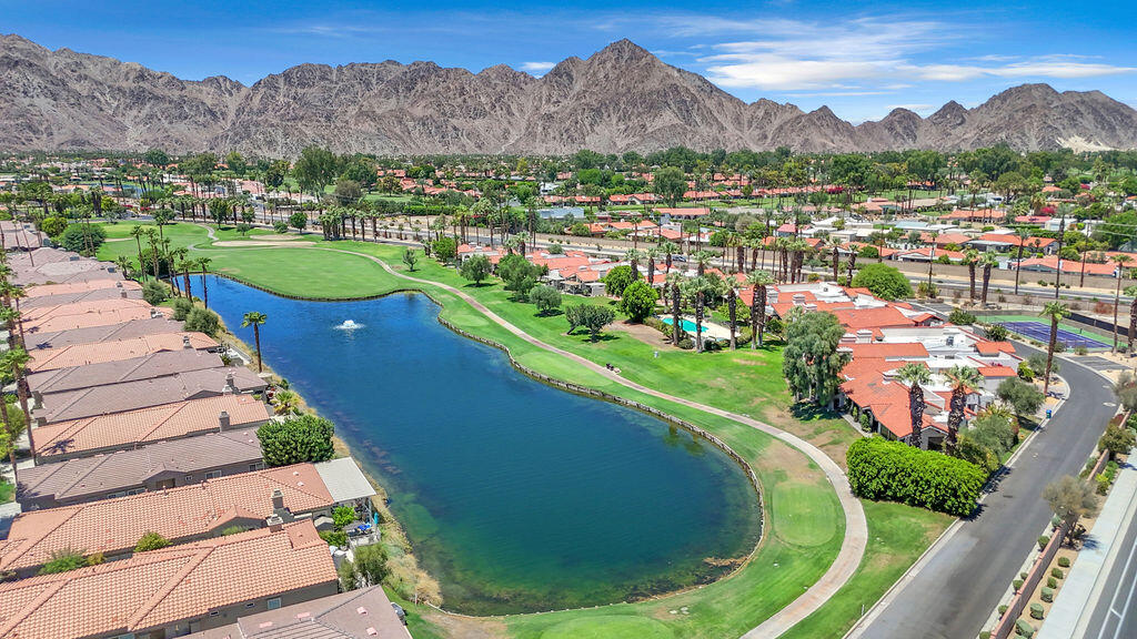 78079 Calle Norte La Quinta, CA 92253 - Photo 44 of 51 an aerial view of a house with a garden