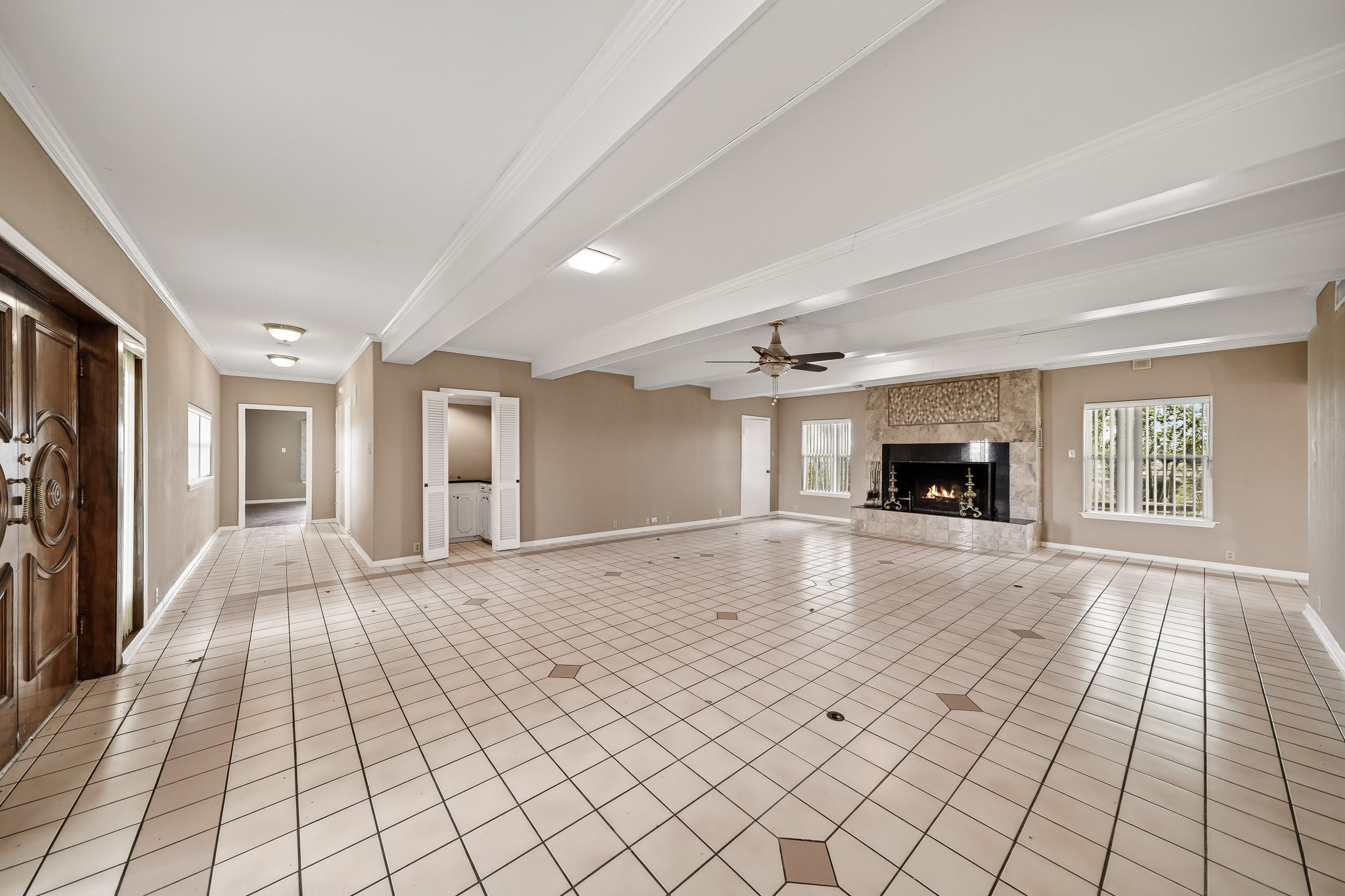 9719 Interstate 10 Frontage Road Sealy, TX 77474 - Photo 5 of 26 Gallery Image 5