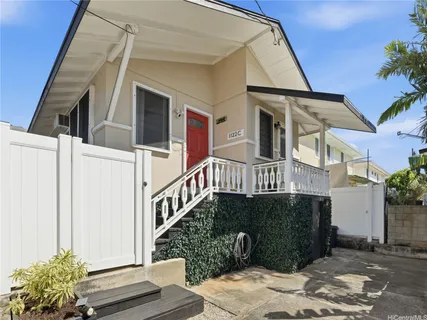 $699,000 | 1122 C 2nd Avenue, Honolulu, HI 96816