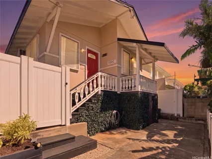 $699,000 | 1122 C 2nd Avenue, Honolulu, HI 96816