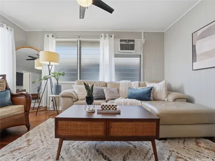 $699,000 | 1122 C 2nd Avenue, Honolulu, HI 96816