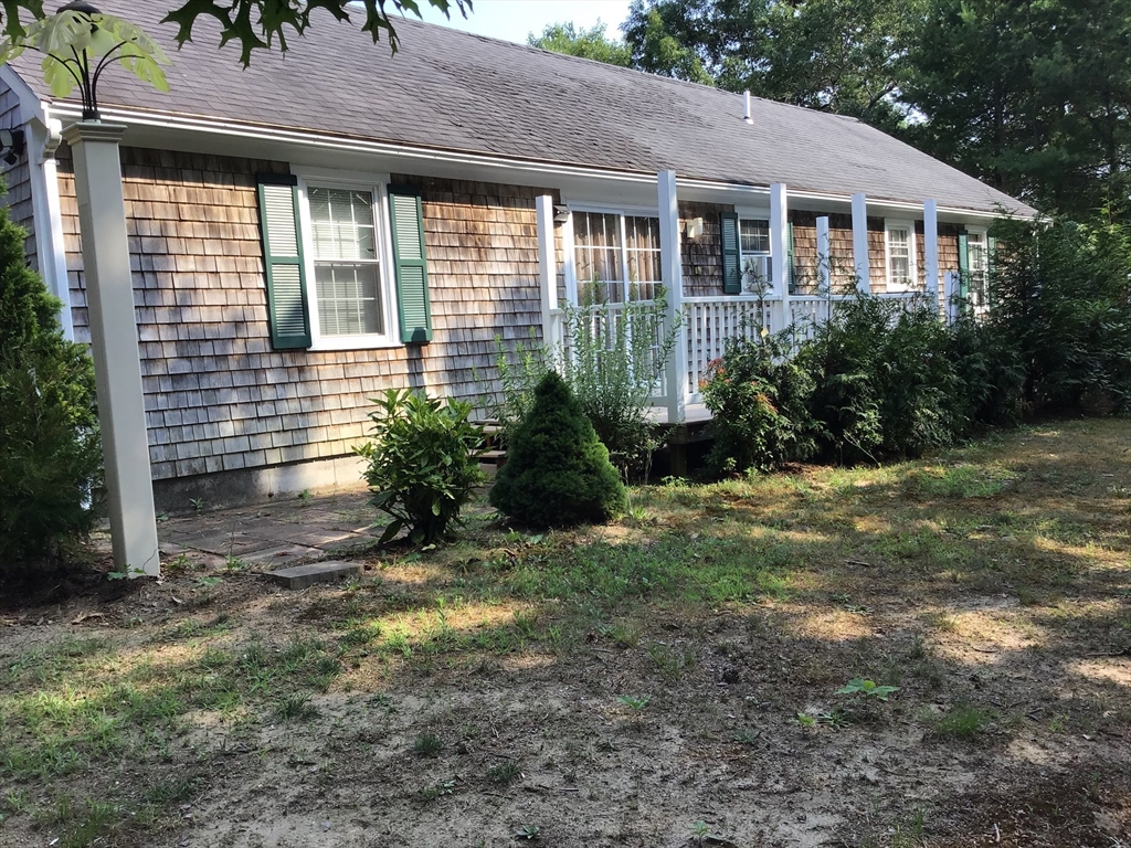 87 Park Pl Way Mashpee, MA 02649 - Photo 3 of 9