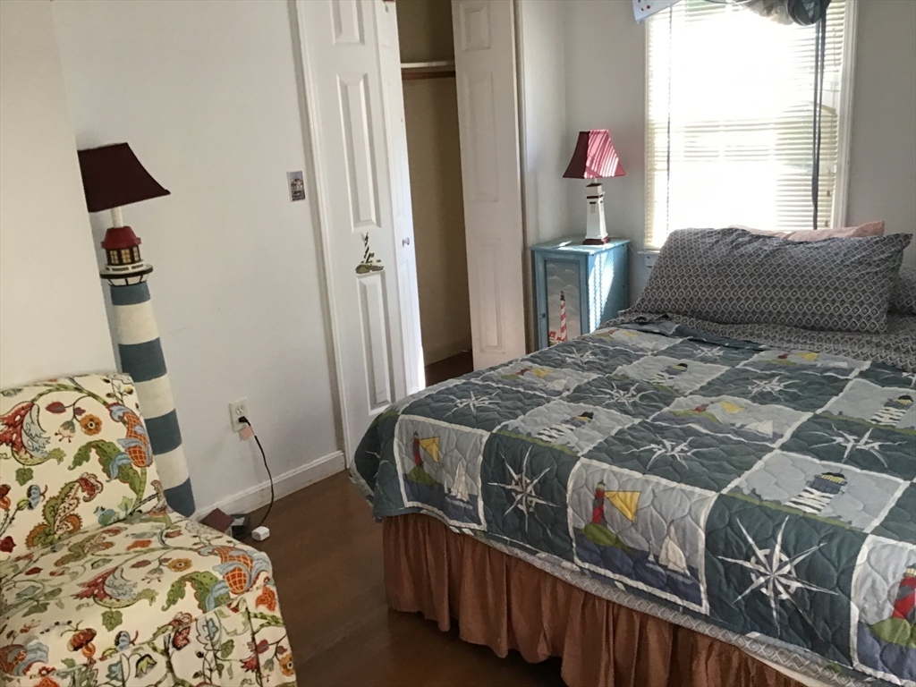 87 Park Pl Way Mashpee, MA 02649 - Photo 8 of 9