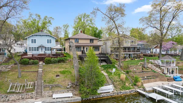 $629,900 | 8241 East Wade Lane, North Webster, IN 46555