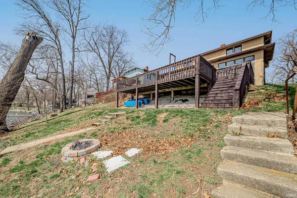 $629,900 | 8241 East Wade Lane, North Webster, IN 46555