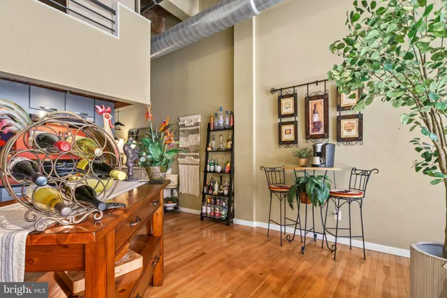 $375,000 | 1027 Arch Street, Unit 307, Philadelphia, PA 19107