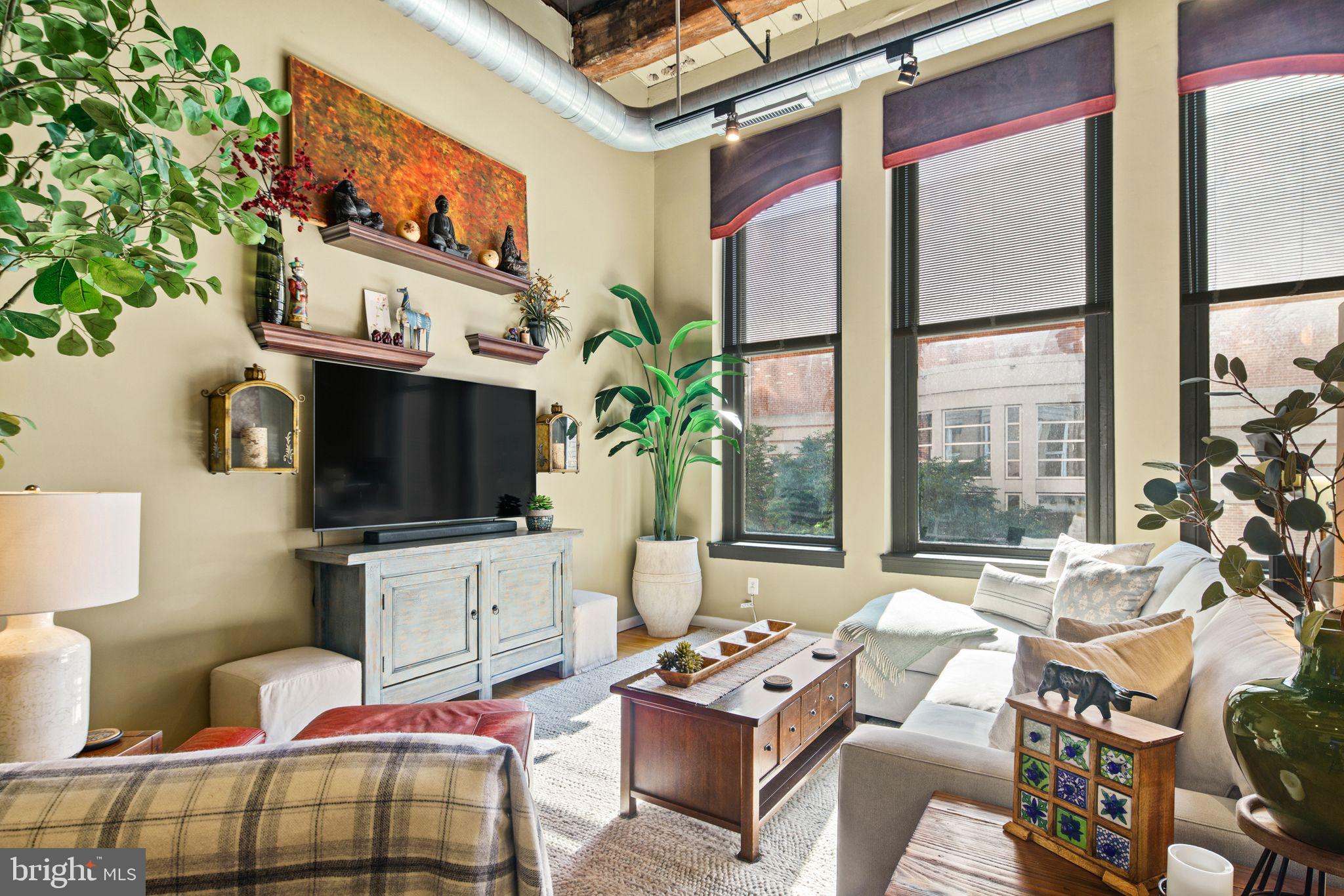 1027 Arch Street, Unit 307 Philadelphia, PA 19107 - Photo 18 of 29