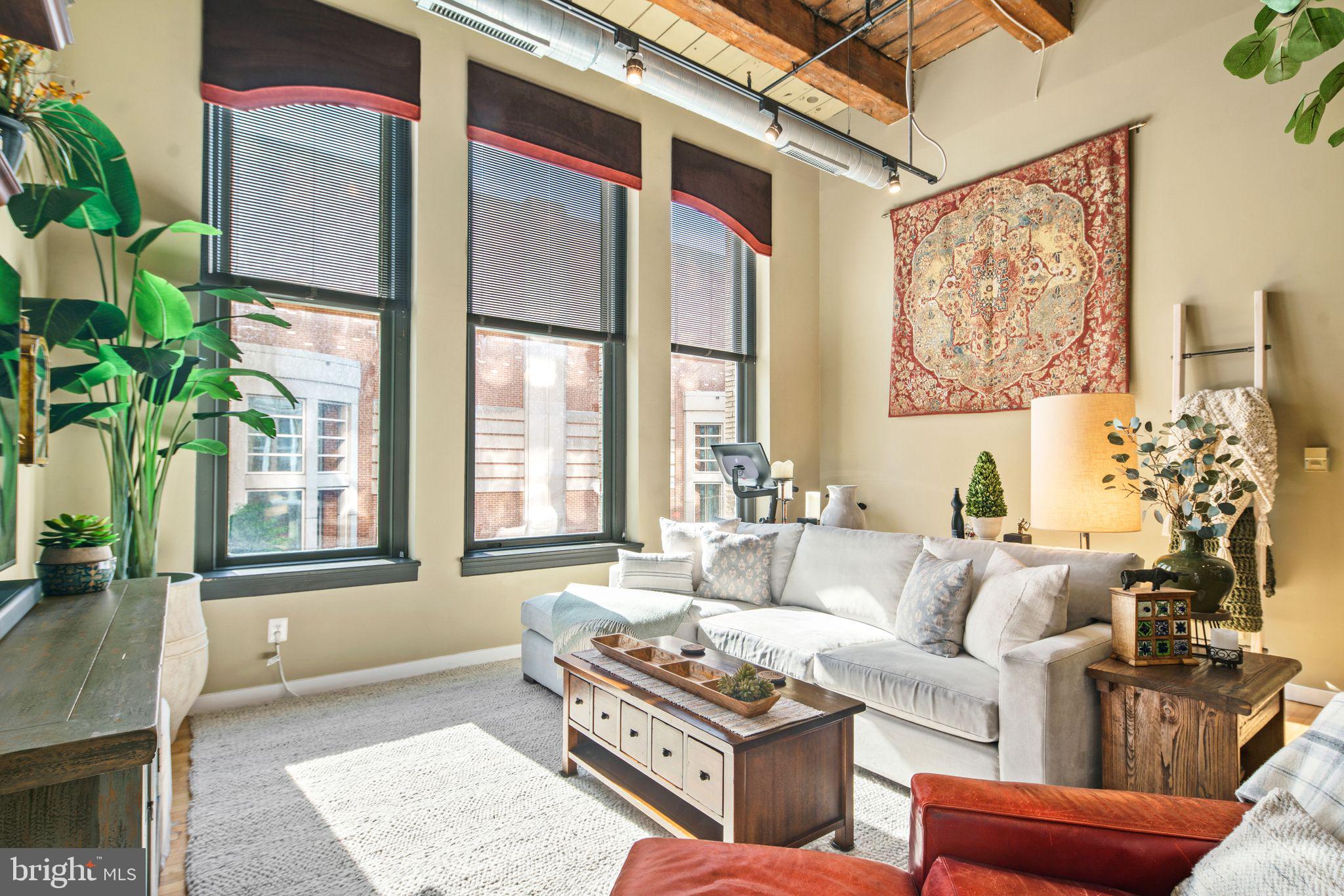 1027 Arch Street, Unit 307 Philadelphia, PA 19107 - Photo 19 of 29