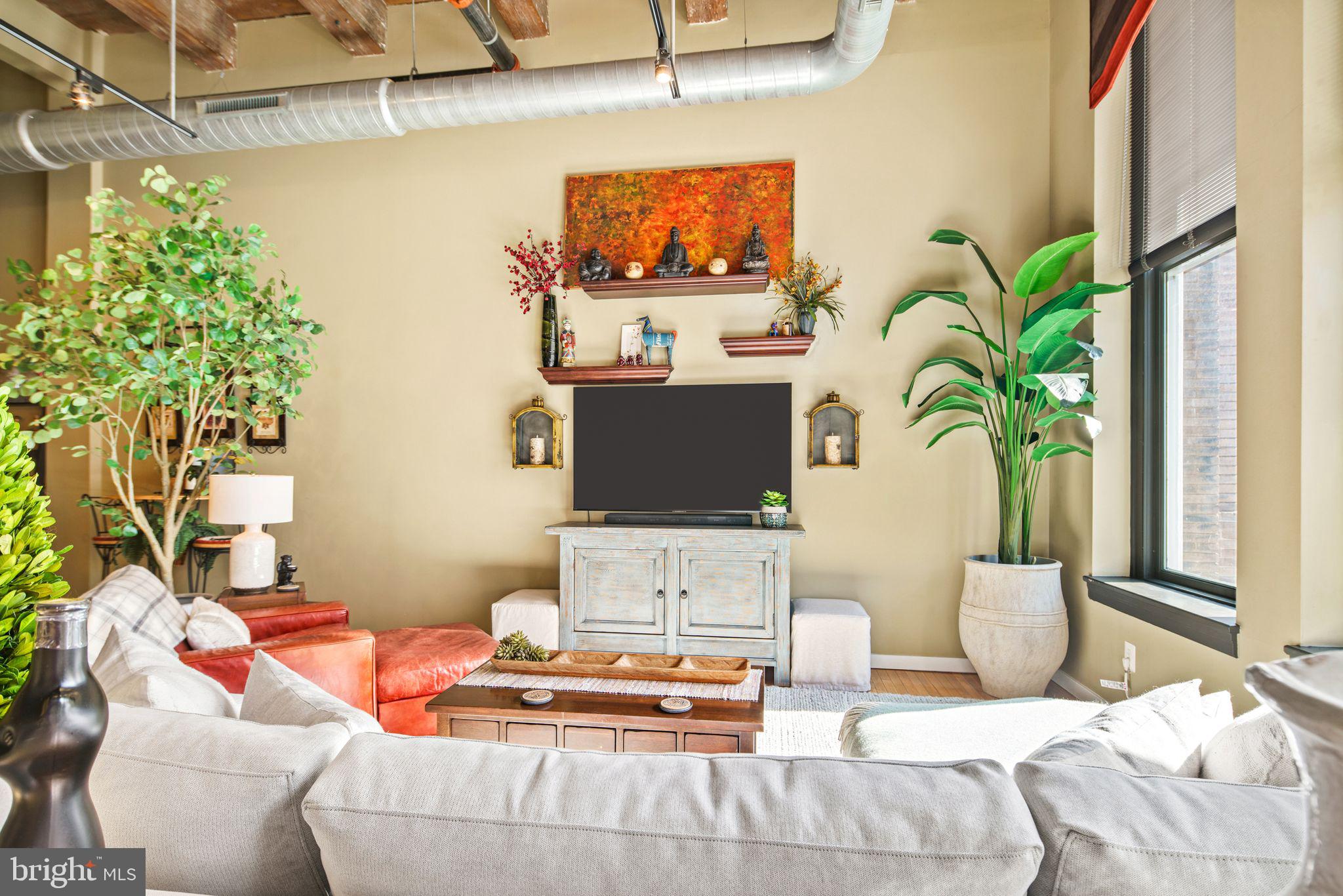 1027 Arch Street, Unit 307 Philadelphia, PA 19107 - Photo 20 of 29