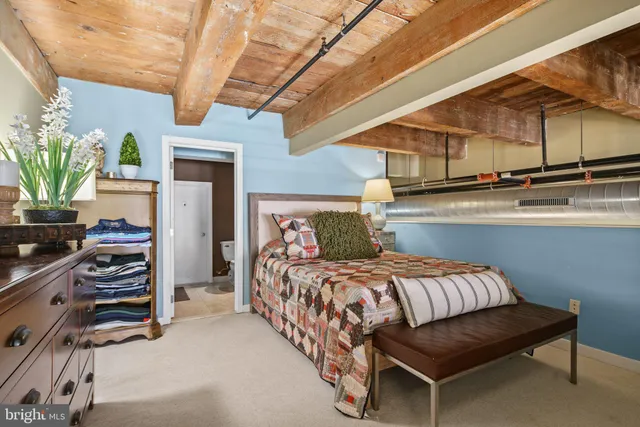 $375,000 | 1027 Arch Street, Unit 307, Philadelphia, PA 19107