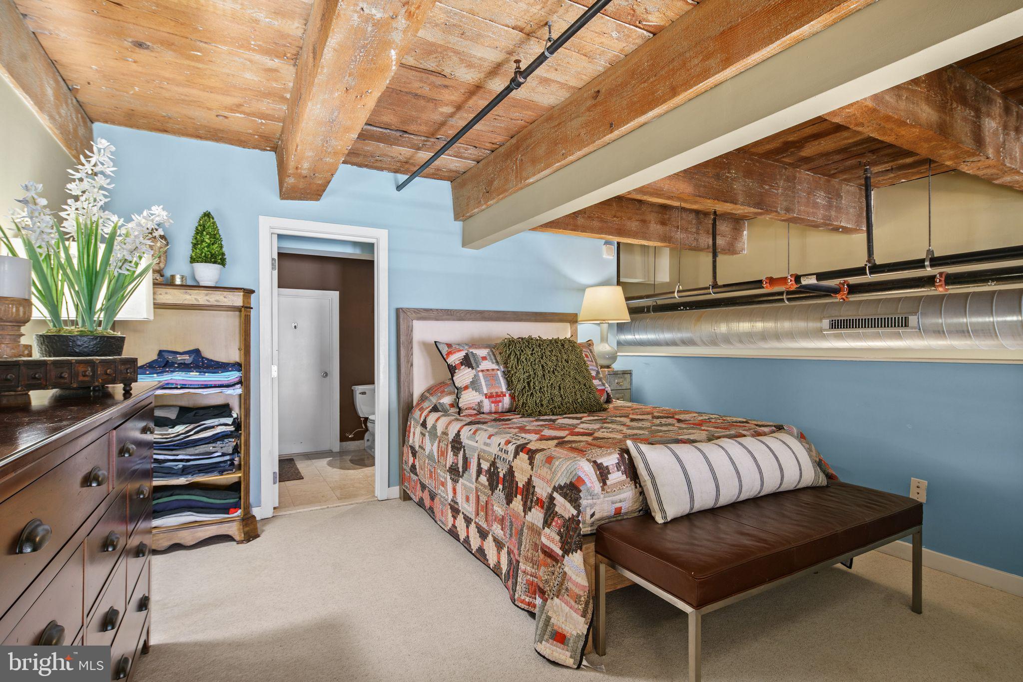 1027 Arch Street, Unit 307 Philadelphia, PA 19107 - Photo 24 of 29