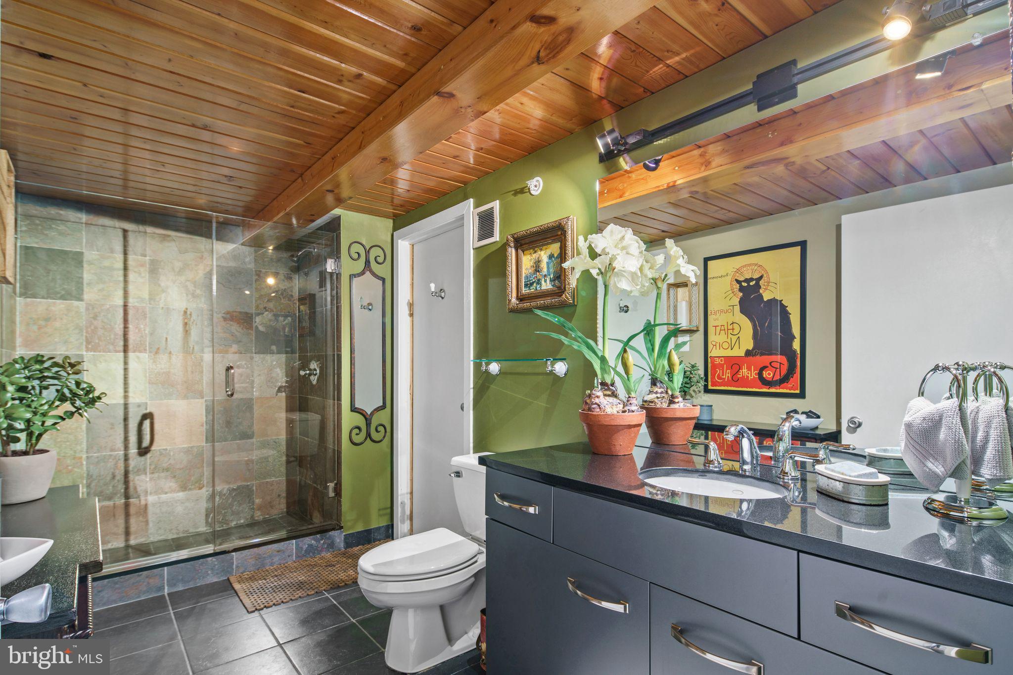 1027 Arch Street, Unit 307 Philadelphia, PA 19107 - Photo 7 of 29