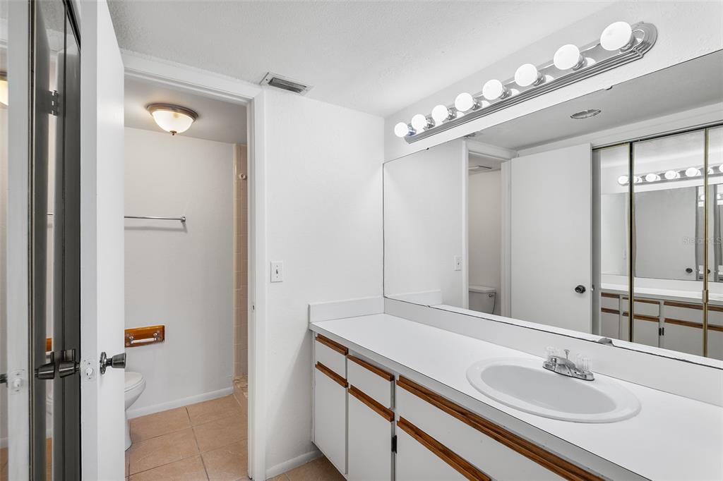 2111 Honour Road, Unit 2111 Orlando, FL 32839 - Photo 9 of 16