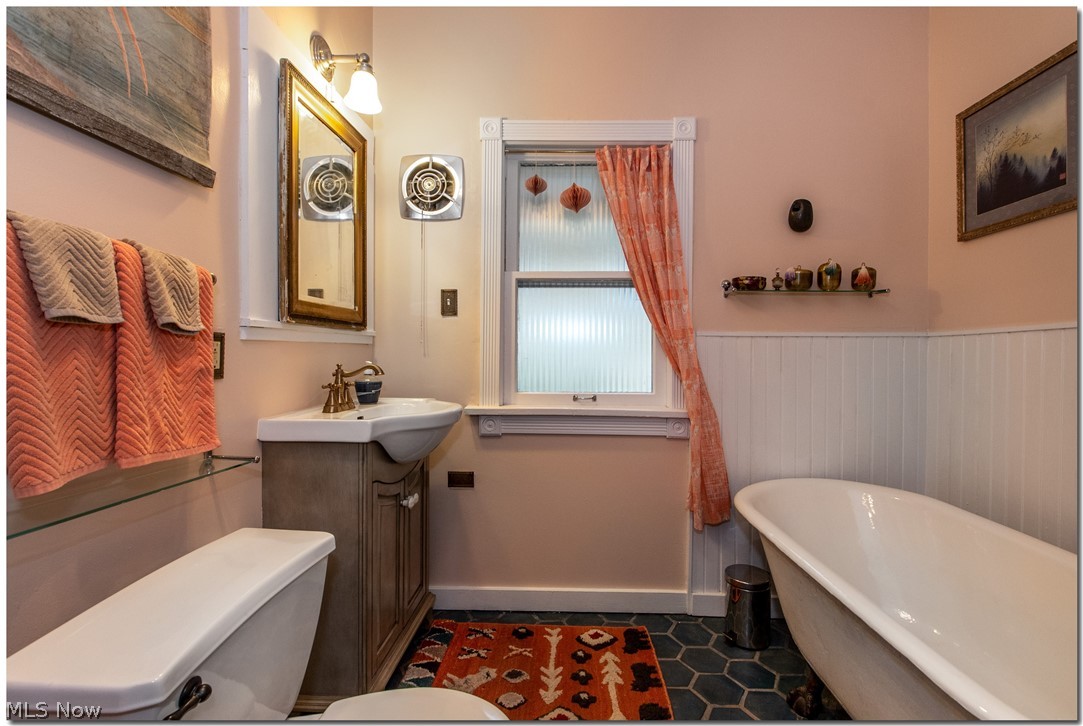 2900 East Overlook Road Cleveland, OH 44118 - Photo 16 of 35 Gallery Image 16